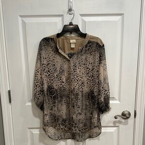 Women’s leopard print top